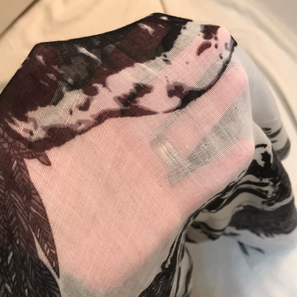 Skull and Feathers Infinity Scarf - Picture 2 of 3
